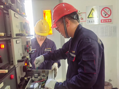 陽極分公司動力車間精細維護循環(huán)水設備